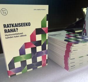 Ratkaiseeko raha pamfletti